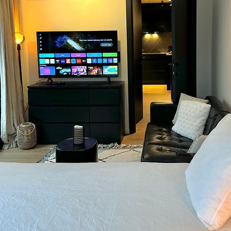 Luxury Apartment With Cosy Garden! 헨트 외부 사진