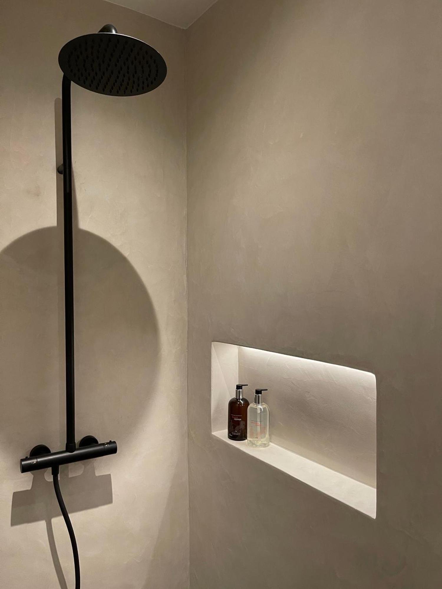 Luxury Apartment With Cosy Garden! 헨트 외부 사진