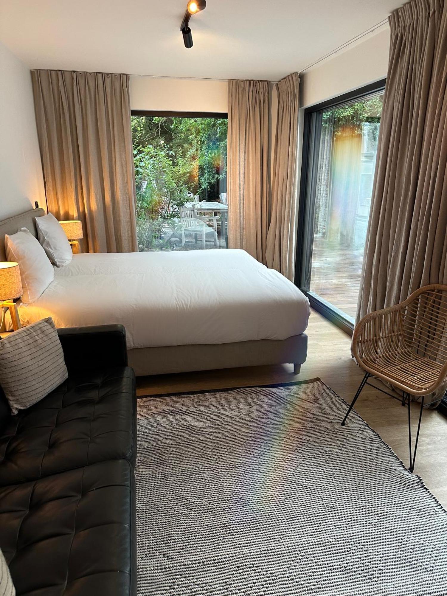 Luxury Apartment With Cosy Garden! 헨트 외부 사진