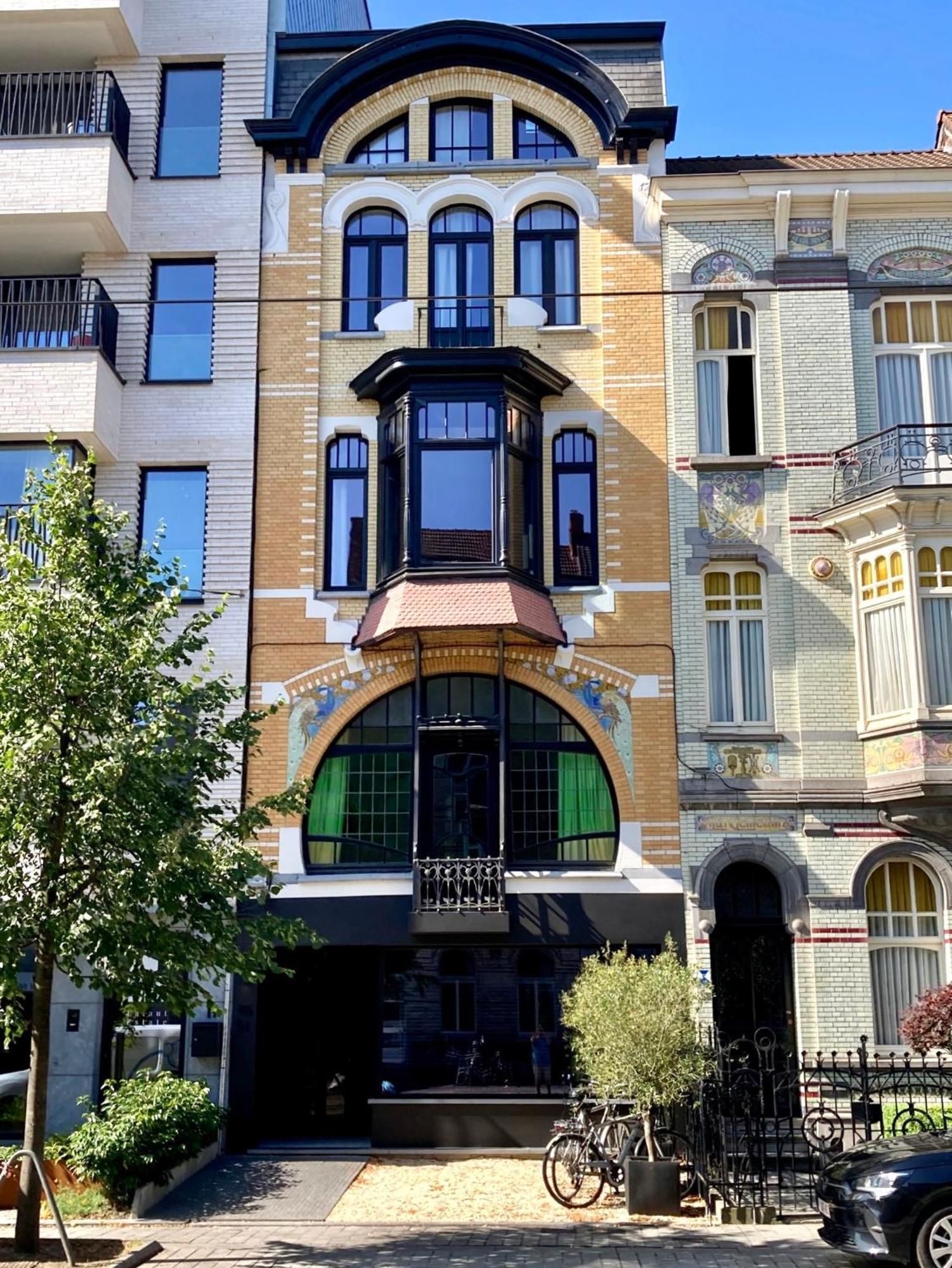 Luxury Apartment With Cosy Garden! 헨트 외부 사진